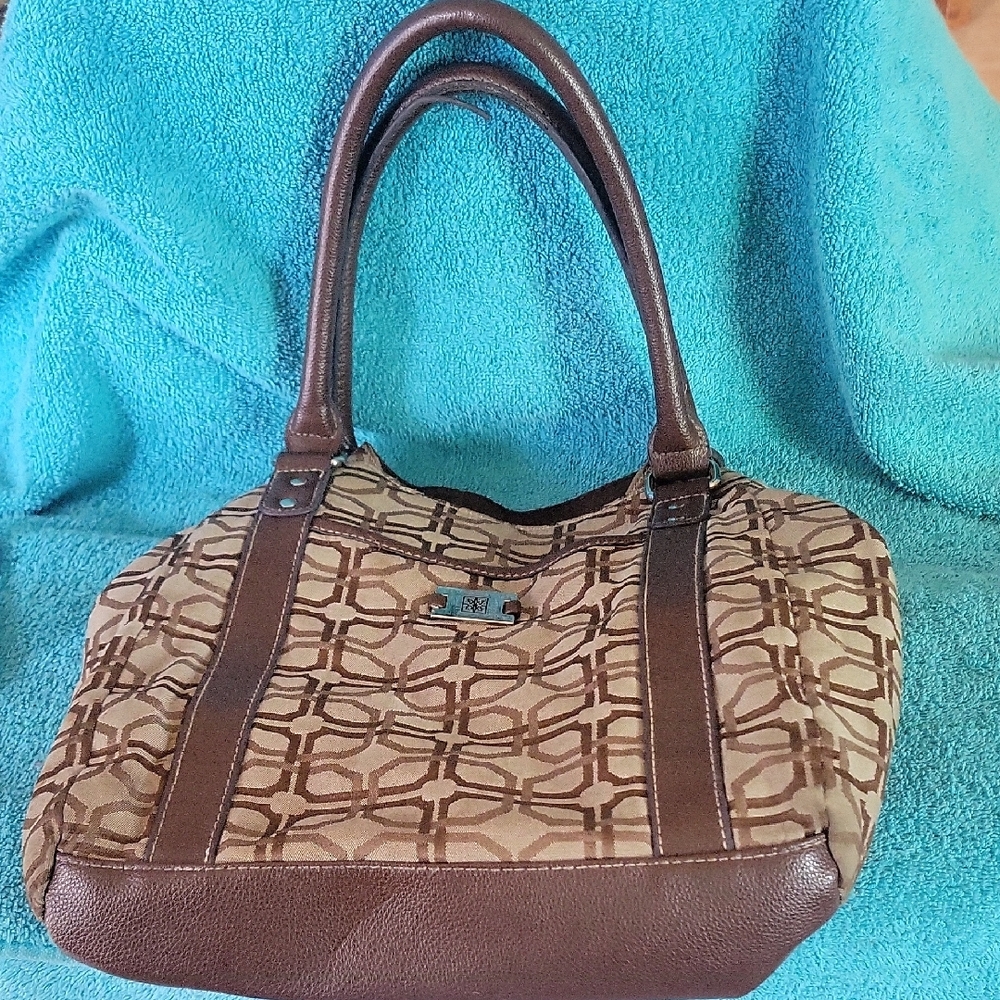 George Women's Jacquard Handbag. Very Nice Econical Bag. Not Currently Made.